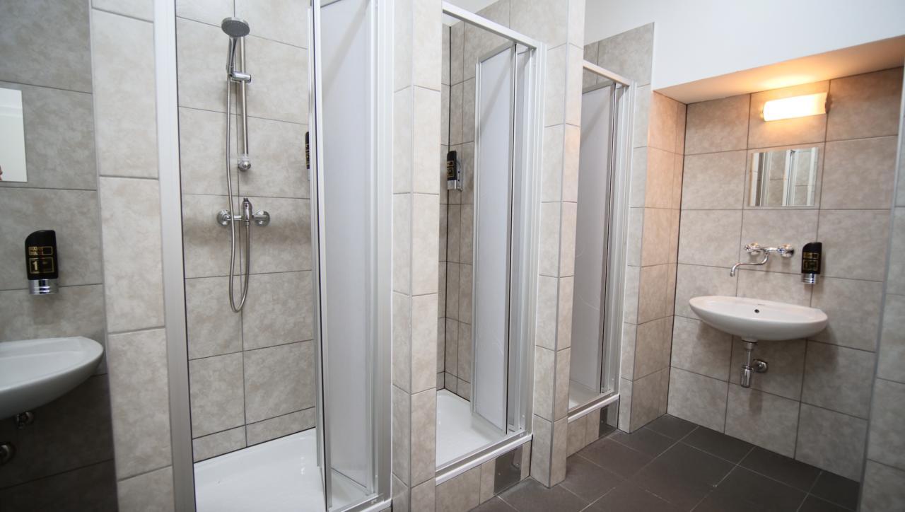 Easyroom Vienna - Low Budget Hostel ภายนอก รูปภาพ